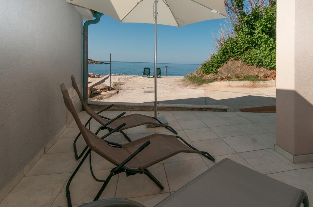 Villa Sv. Martin Mali Lošinj Oda fotoğraf